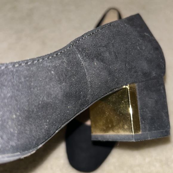 Fiona Black Heels with Gold Details - Picture 8 of 8